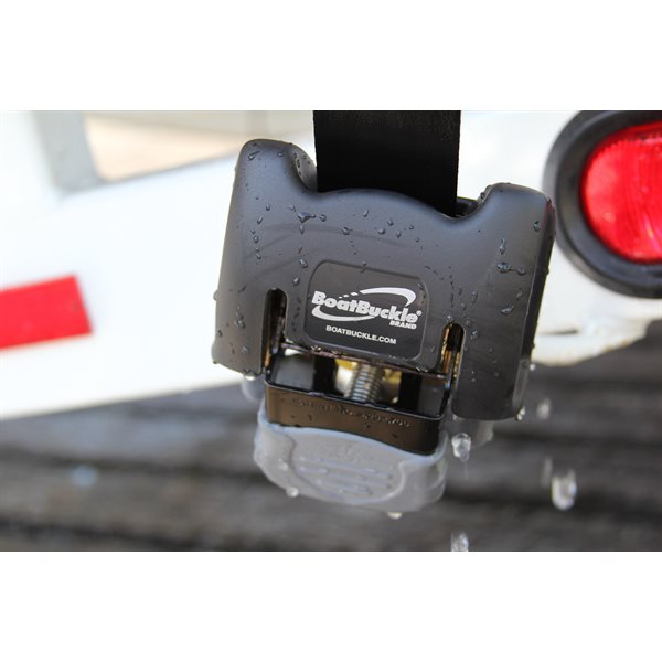 Le BoatBuckle G2 est le système de courroies d'arcasses ultime grâce à